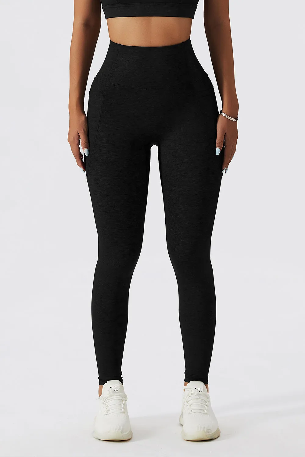 Butt-Sculpting Leggings with Pockets