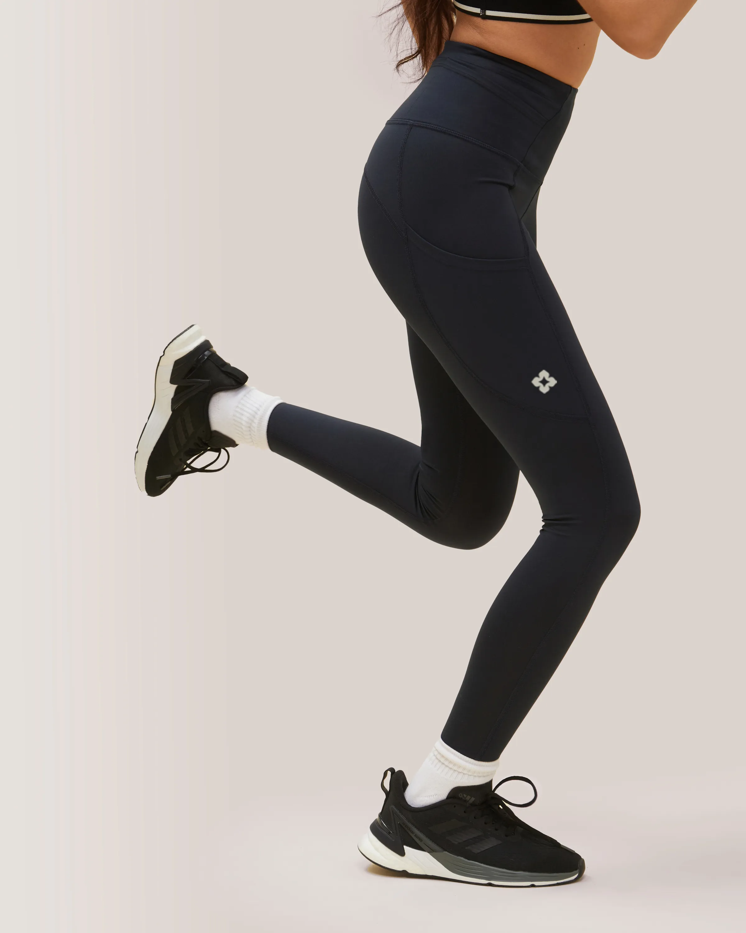 Running Compressive Pockets Legging - Deep Ocean