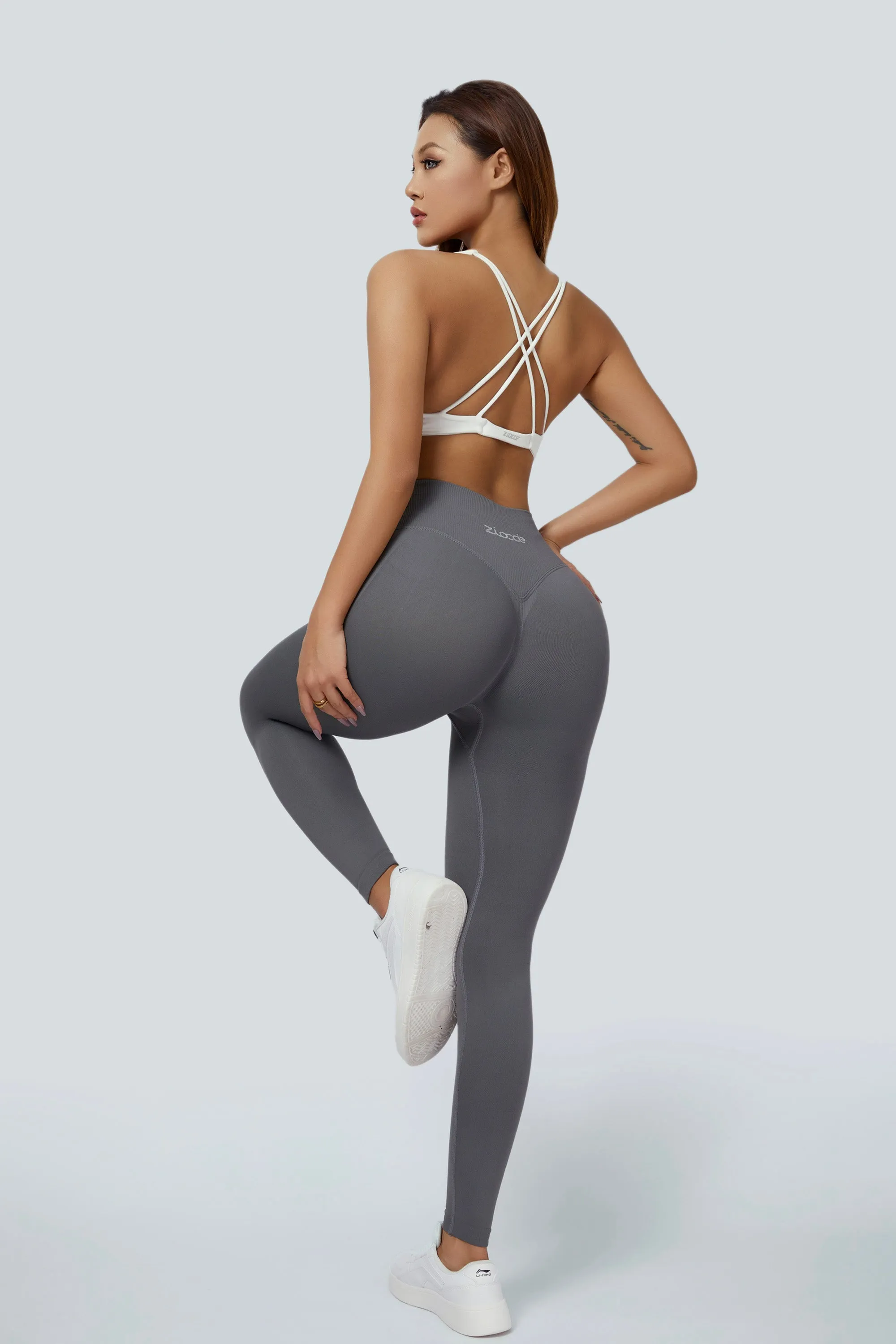 Seamless V-Waist Scrunch Leggings