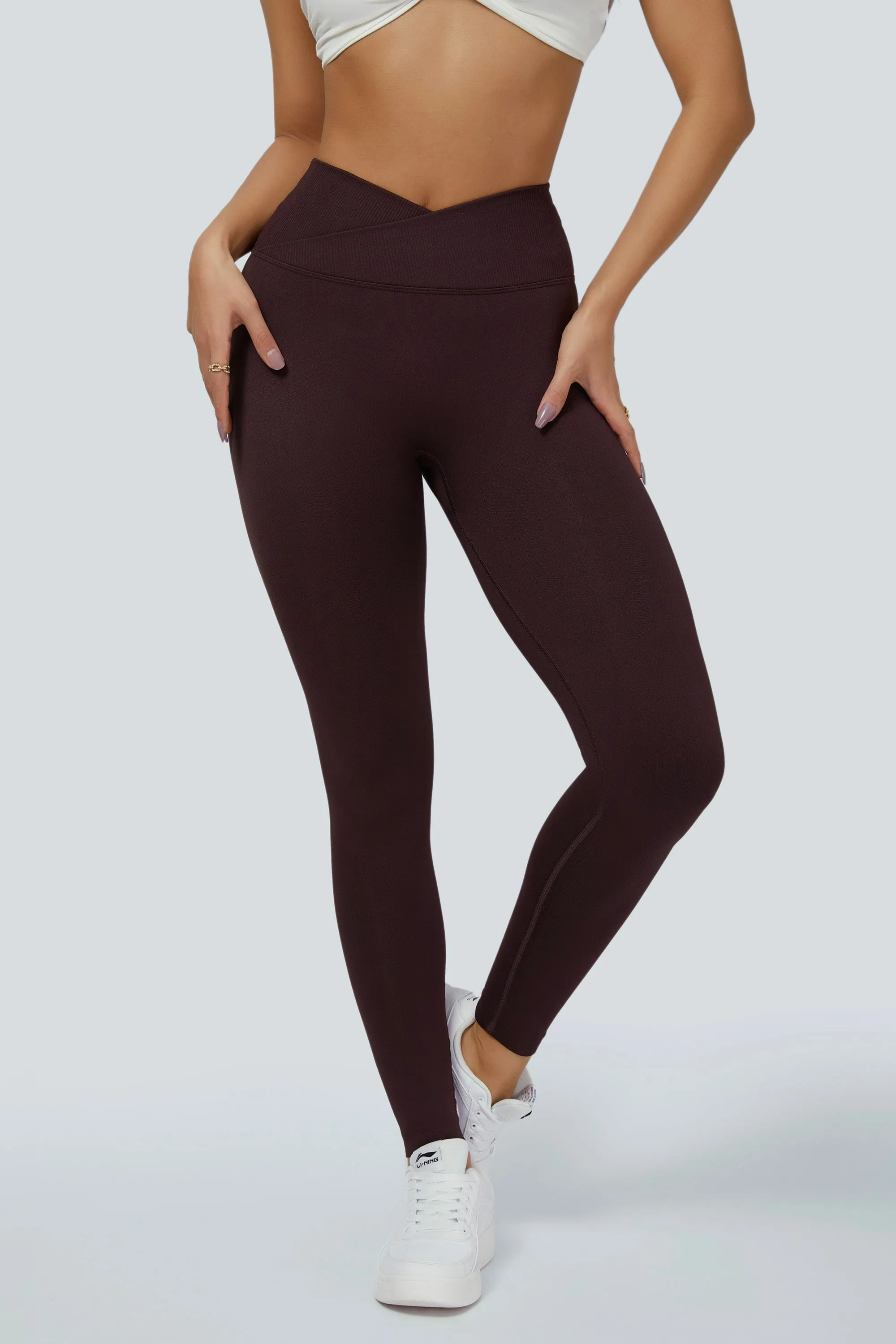 Seamless V-Waist Scrunch Leggings