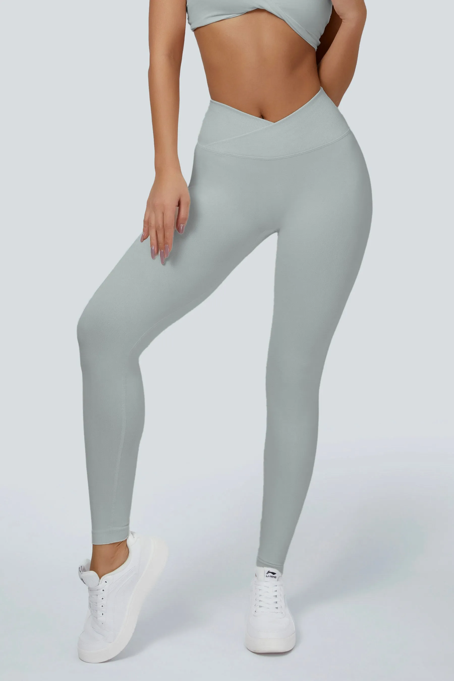 Seamless V-Waist Scrunch Leggings