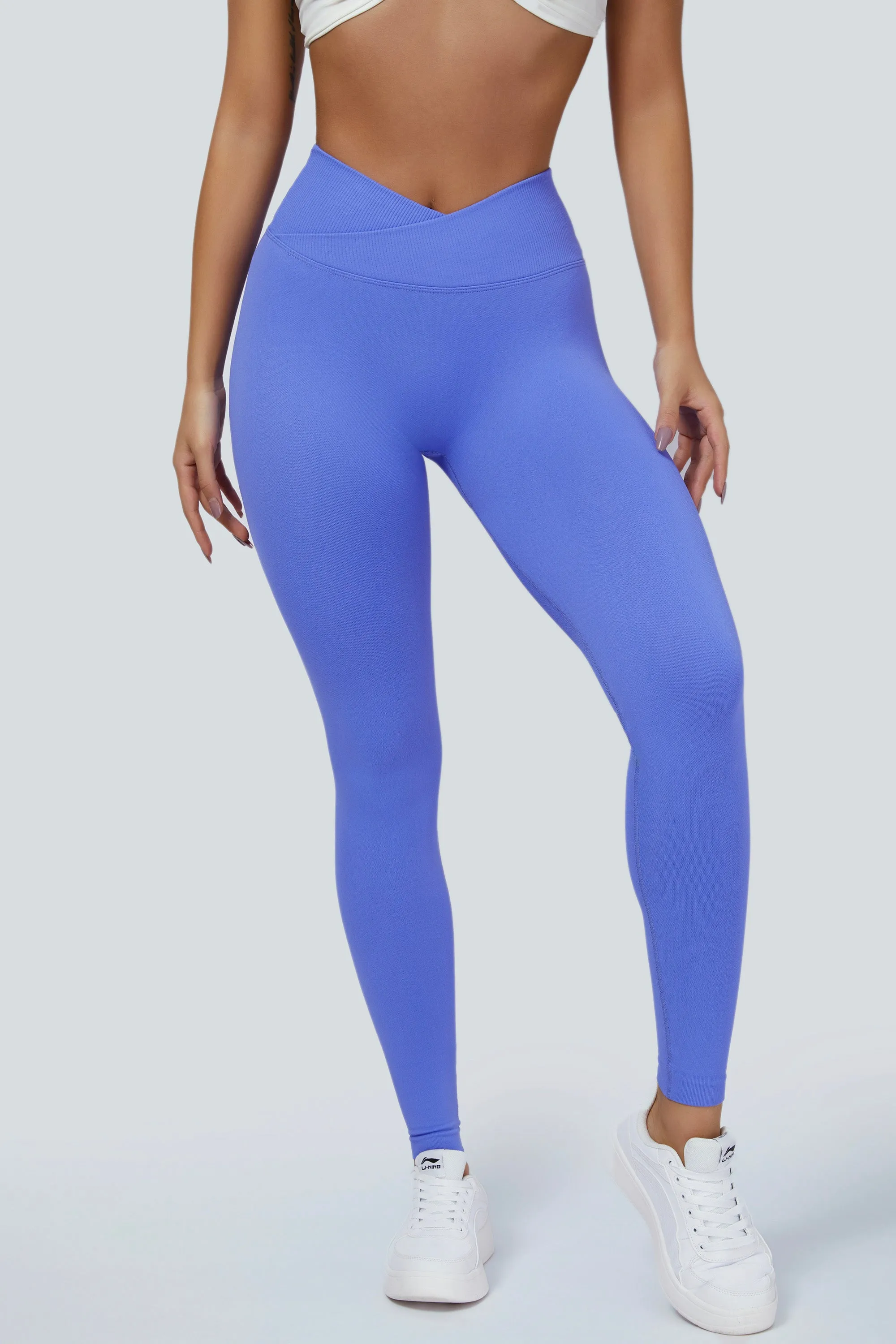 Seamless V-Waist Scrunch Leggings