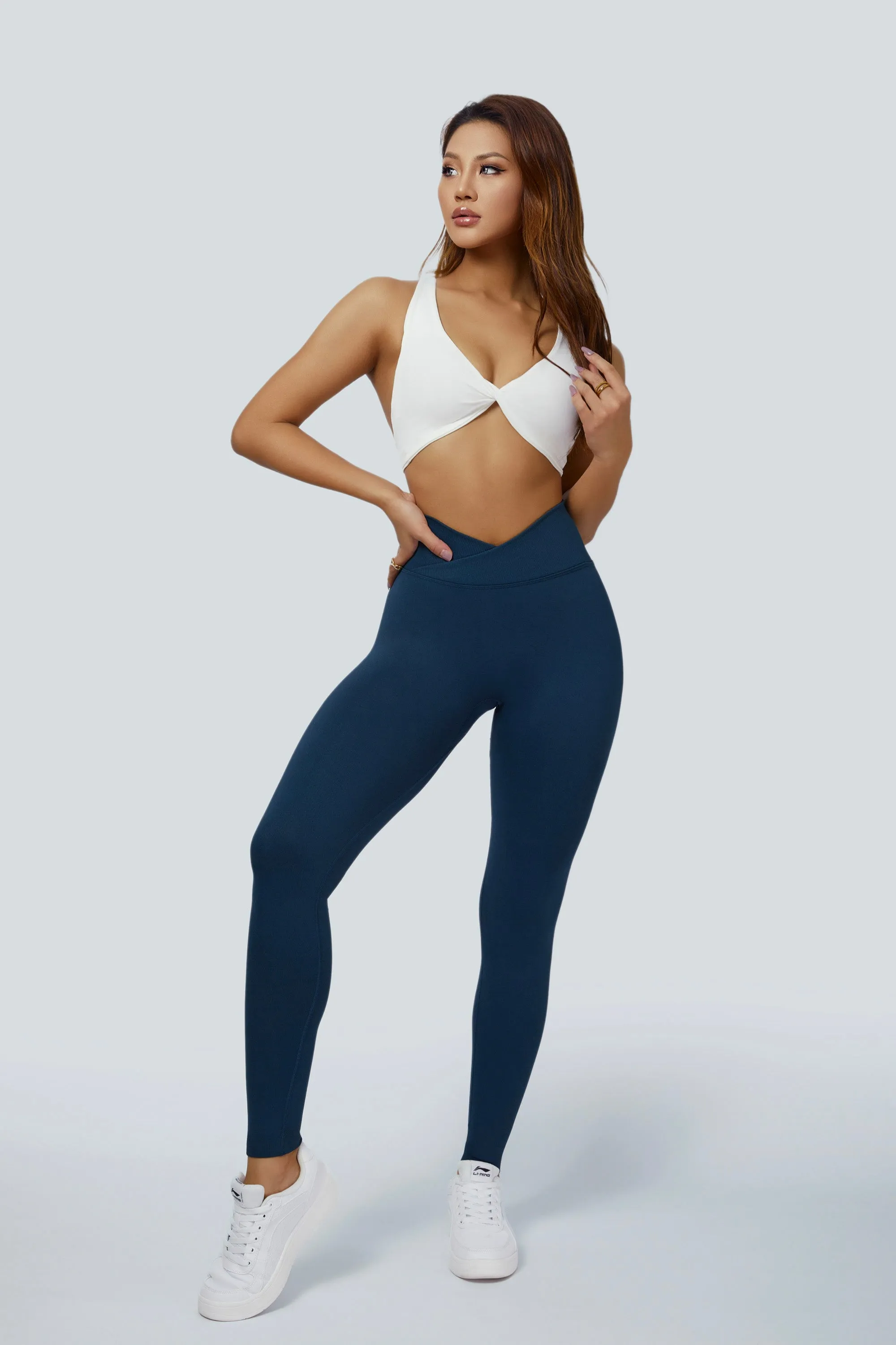 Seamless V-Waist Scrunch Leggings